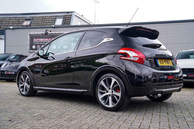 Peugeot 208 1.6 THP GTi | Luxe Leder | JBL Surround Sound | Stoelverwarming | 100% onderhouden | Xenon | 200PK