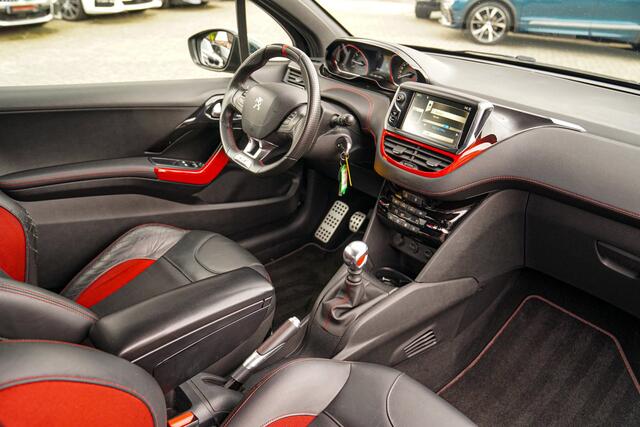 Peugeot 208 1.6 THP GTi | Luxe Leder | JBL Surround Sound | Stoelverwarming | 100% onderhouden | Xenon | 200PK