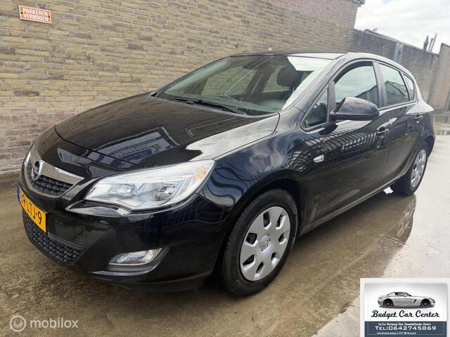 Opel Astra 1.4 Turbo Edition