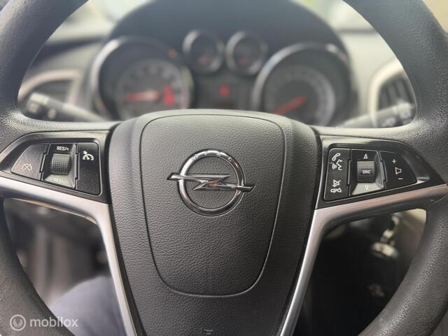 Opel Astra 1.4 Turbo Edition