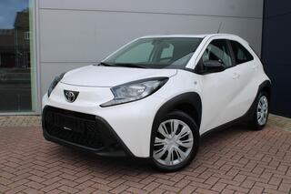 TOYOTA AYGO X 1.0 VVT-i S-CVT Automaat first Airco Camera Carplay Zeer mooi