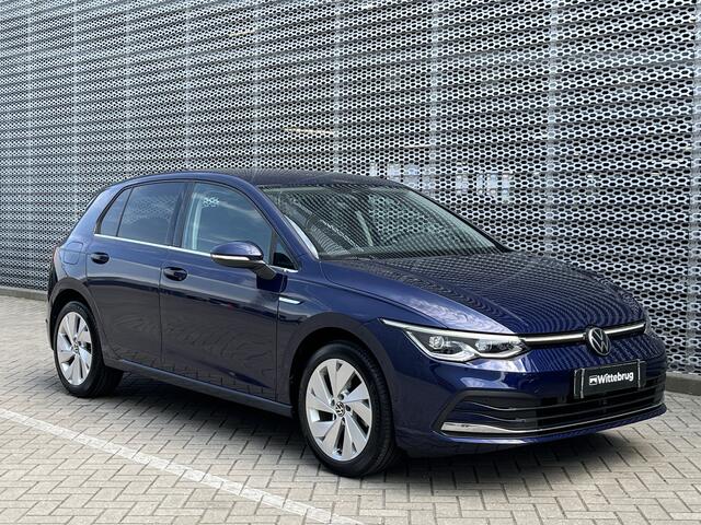 Volkswagen Golf 1.5 TSI 130PK Style / Memory Seat / Stuur + Stoelverwarming / Parkeersensoren V+A / Full-LED / App-Connect