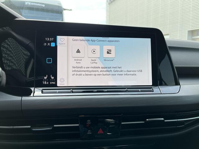 Volkswagen Golf 1.5 TSI 130PK Style / Memory Seat / Stuur + Stoelverwarming / Parkeersensoren V+A / Full-LED / App-Connect