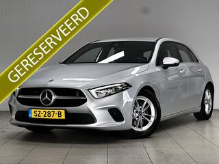 MERCEDES-BENZ A-KLASSE 200 Advantage /AUTOMAAT! /Camera /LED Koplampen /Zwarte Hemel! /Lane Assist /Navi /Climat /Cruise /Elek. pakket /Bluetooth /Regensensor /16