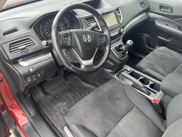 Honda CR-V 2.0 Comfort / Trekgewicht 1.700KG / Voorstoelen Verwarmd / Airco / Navigatie /  Start-Stop Systeem / 17'' Lichtmetalen Velgen / Cruise Control / 