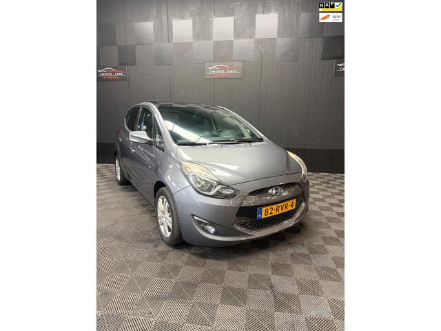 Hyundai IX20 1.6i i-Catcher | Pano | Camera | Leder | Navi | Cruise |