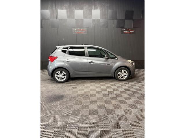 Hyundai IX20 1.6i i-Catcher | Pano | Camera | Leder | Navi | Cruise |