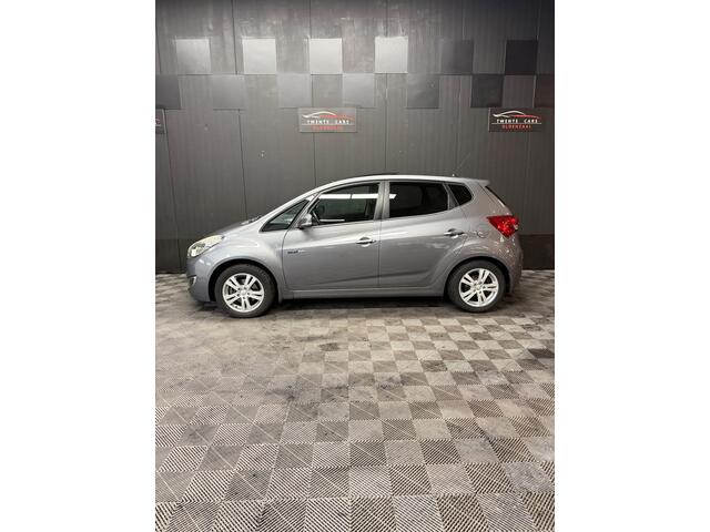 Hyundai IX20 1.6i i-Catcher | Pano | Camera | Leder | Navi | Cruise |
