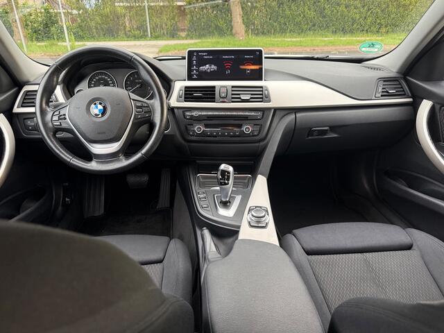 BMW 3-Serie 320i Executive