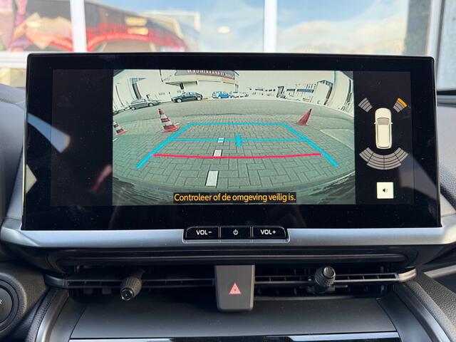 Toyota C-HR 2.0 Plug-in Hybrid 220 Dynamic||Navi|Camera|Parkeersensoren|Stoel- en stuurwielverwarming