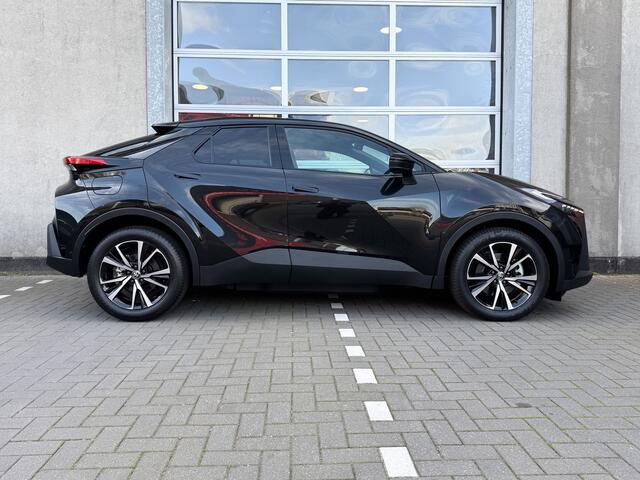 Toyota C-HR 2.0 Plug-in Hybrid 220 Dynamic||Navi|Camera|Parkeersensoren|Stoel- en stuurwielverwarming