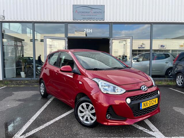 Hyundai I 10 1.0i Go 2017 NAVI | CARPLAY | CLIMA | CRUISE CONTROL | SERVICE PASPOORT / DEALER | NAP | APK |