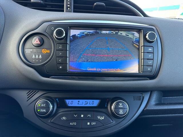 Toyota Yaris 1.5 Hybrid Aspiration/CAMERA/NW APK