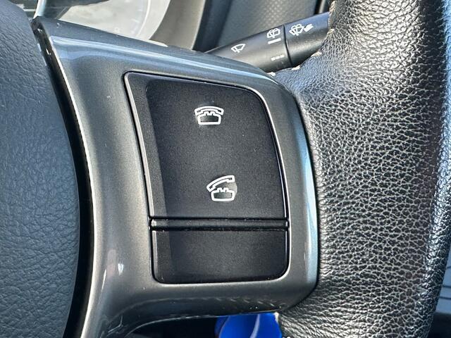 Toyota Yaris 1.5 Hybrid Aspiration/CAMERA/NW APK