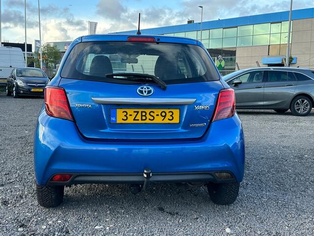 Toyota Yaris 1.5 Hybrid Aspiration/CAMERA/NW APK