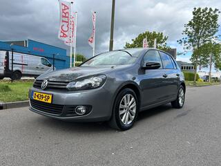 Volkswagen Golf VI