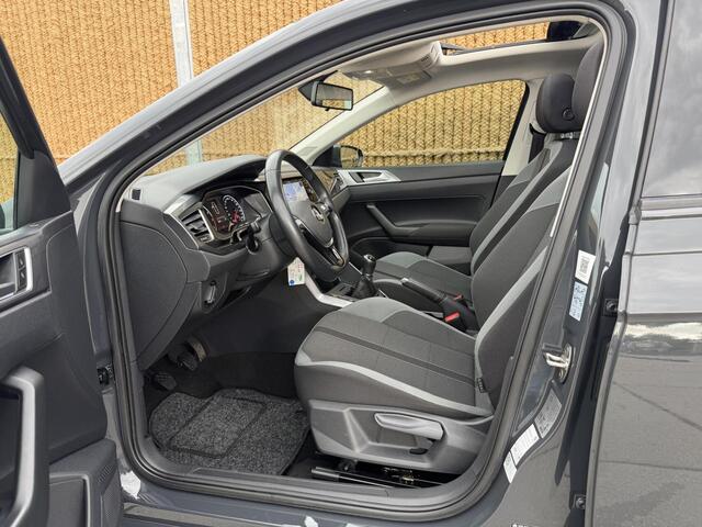 Volkswagen Polo 1.0 TSI Highline Business R Panoramadak | LED verlichting | Climate control | Cruise control adaptief | 16 inch lichtmetalen velgen | Drive mode 