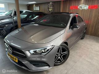 MERCEDES-BENZ CLA-KLASSE 180 Business AMG / PANO / Burmester
