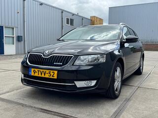 SKODA OCTAVIA Combi 1.6 TDI Greenline Businessline AIRCO/NAVI/PARKISTANCE