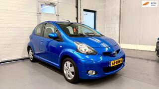 TOYOTA AYGO 1.0-12V Dynamic Blue | Airco | APK | LM Velgen
