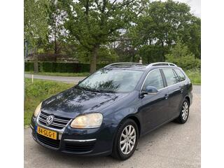 Volkswagen Golf VI