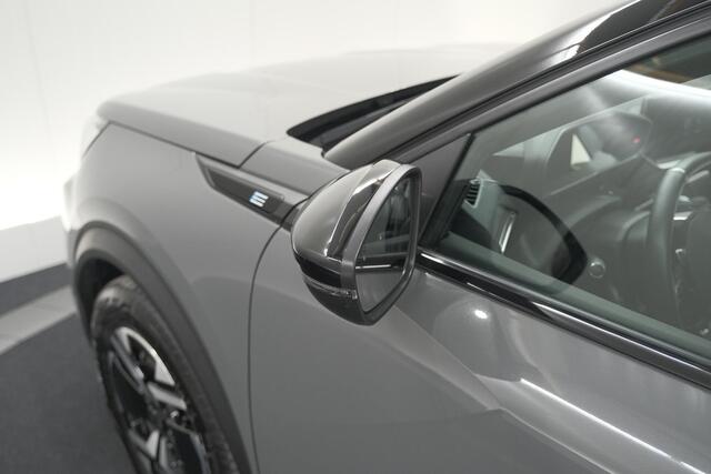 Peugeot E-2008 EV GT 50 kWh | 11 KW Laadfunctie | 360 Camera | Dodehoekdetectie | Apple Carplay | SOH=100%