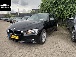 BMW 3-SERIE Touring 318d Executive
