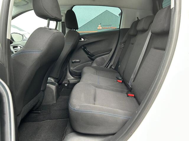 Peugeot 208 1.2 Allure | Lage km-stand | Rijklaar| Navi | Cruise | Airco | LM velgen| Carplay | e APK|Keurig onderhouden