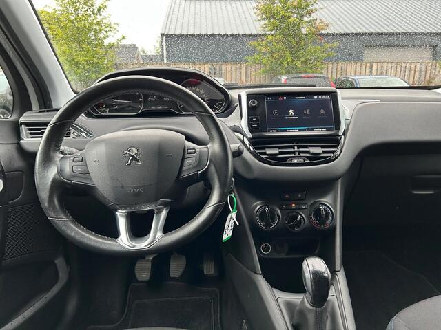 Peugeot 208 1.2 Allure | Lage km-stand | Rijklaar| Navi | Cruise | Airco | LM velgen| Carplay | e APK|Keurig onderhouden