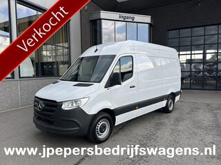 MERCEDES-BENZ SPRINTER 315 CDI L2 H2 RWD Pro MBUX / Trekhaak / Camera / Cruise control / Airco / 270 Graden achterdeuren