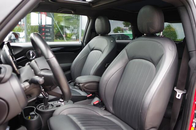 Mini Electric Mini MINI Yours 33 kWh 184 PK, SOH 100%, Leder, Panoramadak, Navigatie, Stoelverwarming