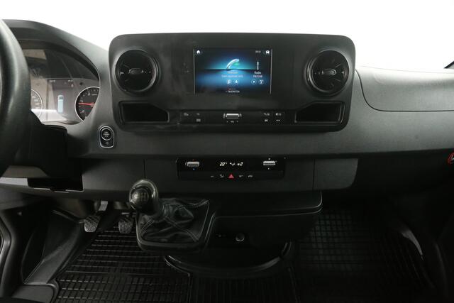 Mercedes-Benz Sprinter 314 2.2 CDI L2H2 | Airco | Camera | Cruise | 3 Zits | Trekhaak | Carplay