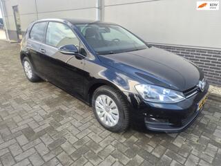 Volkswagen Golf VII