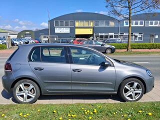 Volkswagen Golf VI