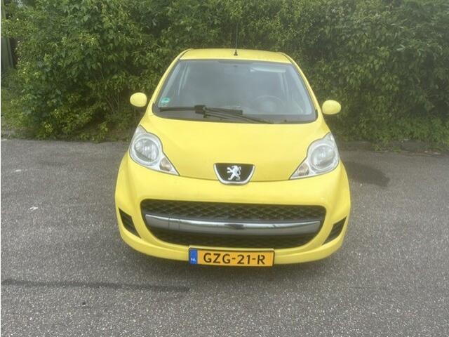 Peugeot 107 1.0-12V XR