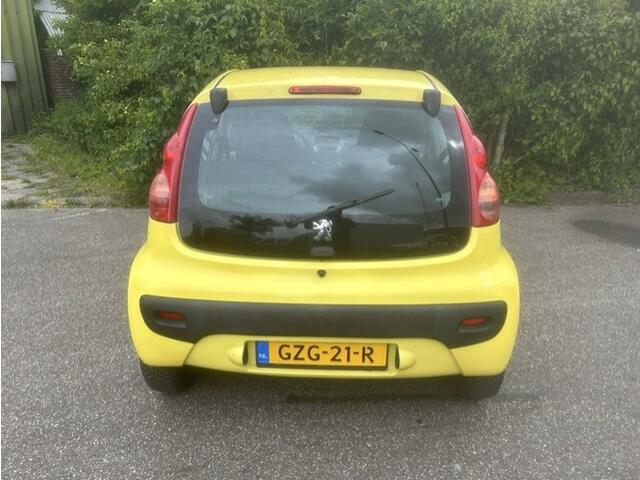 Peugeot 107 1.0-12V XR