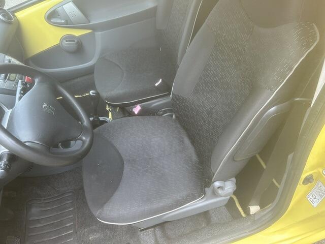 Peugeot 107 1.0-12V XR