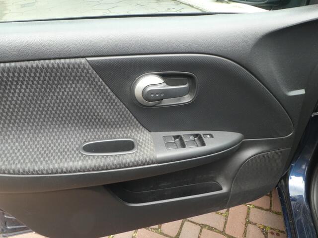 Nissan Note 1.4 Life Airco, Trekhaak, Lm velgen met Allseason banden