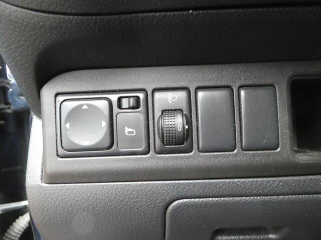 Nissan Note 1.4 Life Airco, Trekhaak, Lm velgen met Allseason banden