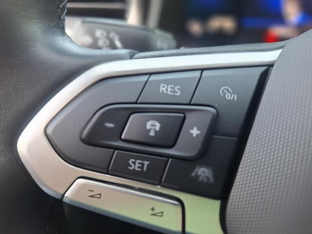 Volkswagen Polo 1.0 TSI R-Line App connect / parkeerseonsoren v+a / R-Line ext.
