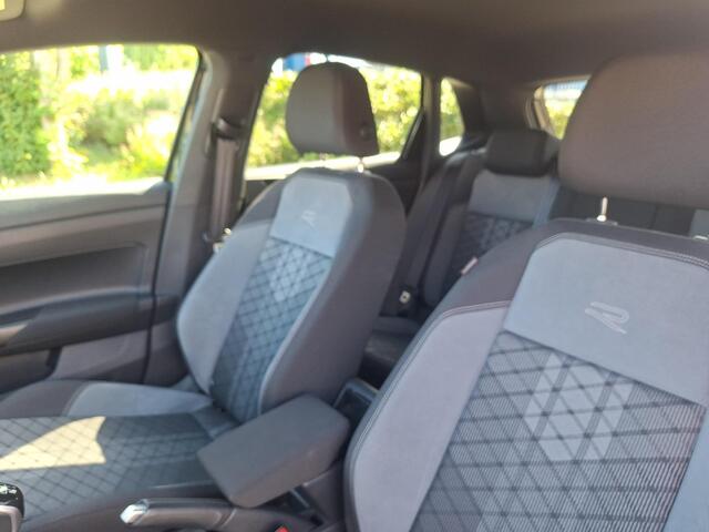 Volkswagen Polo 1.0 TSI R-Line App connect / parkeerseonsoren v+a / R-Line ext.
