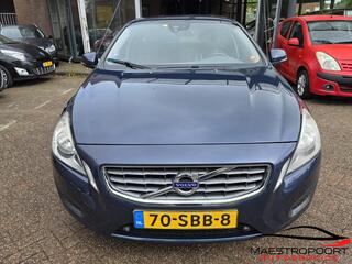 VOLVO V60 1.6 T4F Momentum