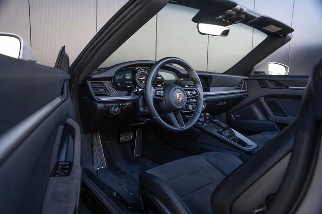 Porsche 992 GTS Cabrio | Full PPF | ACC | Bose | Sport Chrono Plus |