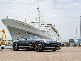 Mercedes-Benz SLS
