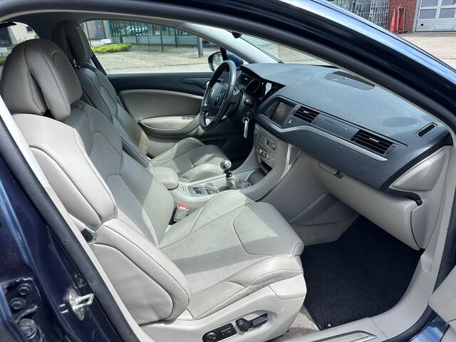 Citroen C5 1.6 THP Exclusive NavigatieNAPCruiseTrekhaakClimaLM velgenParkeersensoren2e eigenaar