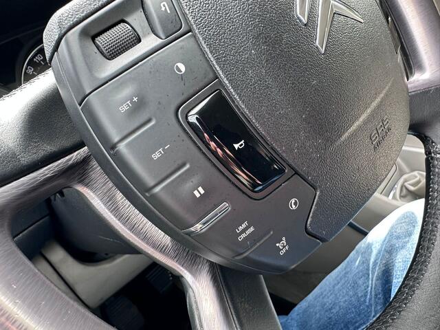 Citroen C5 1.6 THP Exclusive NavigatieNAPCruiseTrekhaakClimaLM velgenParkeersensoren2e eigenaar