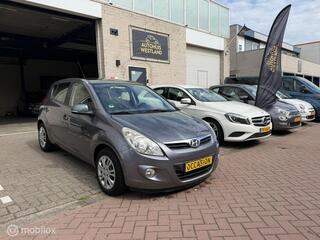 HYUNDAI I 20 1.2i Business Edition