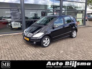 MERCEDES-BENZ A-KLASSE 160 Avantgarde, automaat, eerste eigenaar, dealer onderhouden, parkeersensoren, cruise,