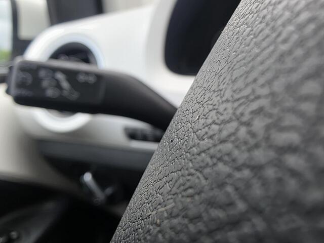 Seat MII 1.0 Style Dynamic 5 deursw, airco, navigatie, stoelverwarming, pdc, cruise control