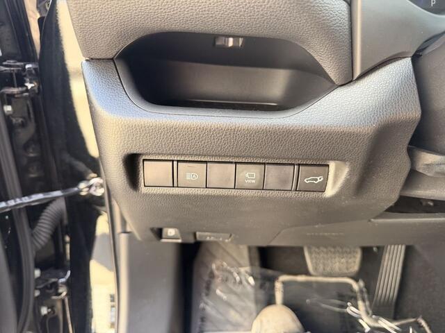 Toyota RAV4 Hybrid 4x2 BLACK EDITION NAVI CRUISE LEDER